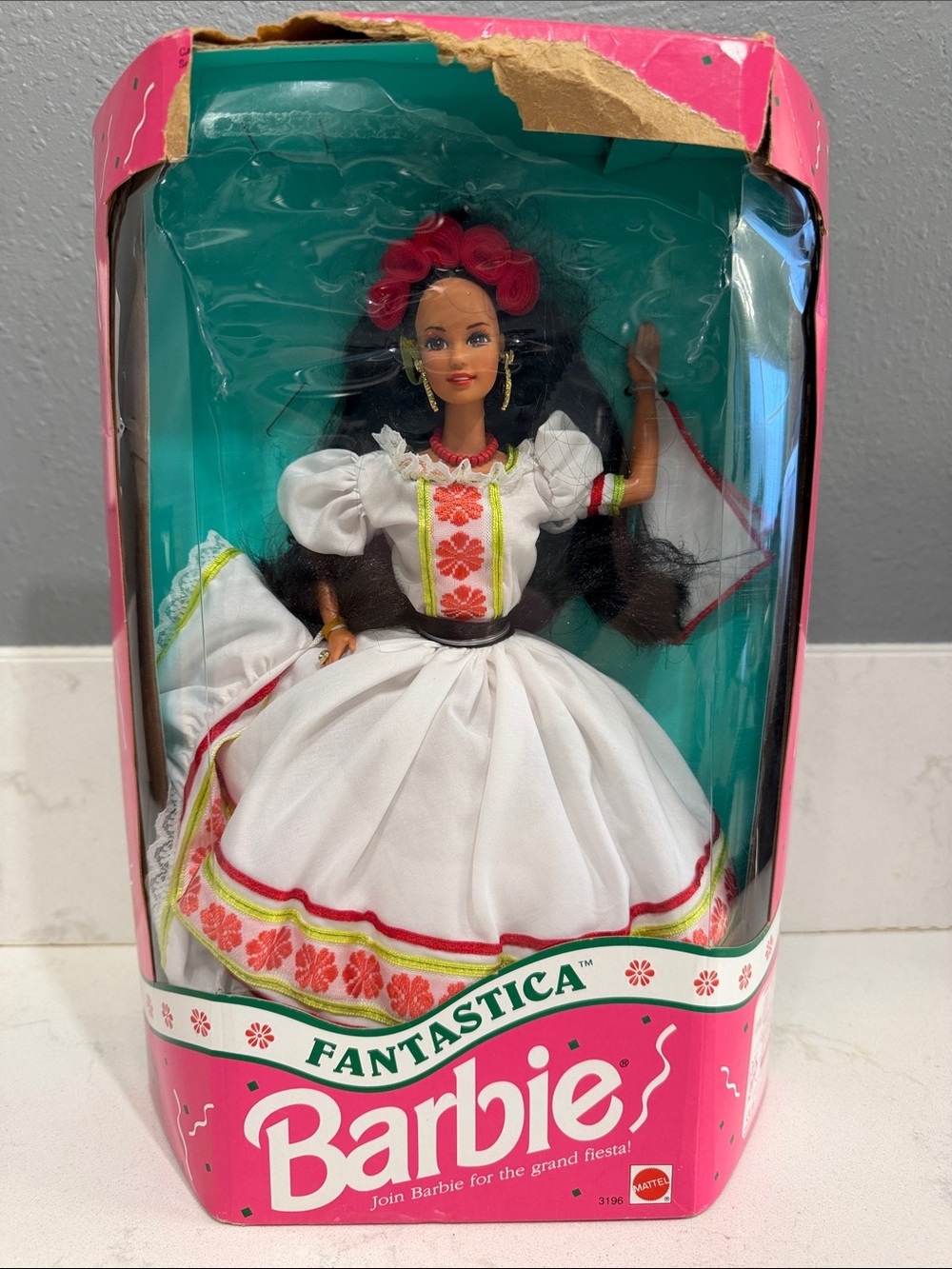 Barbie Fantastica Doll 1992 in White Dress with Pink & Green Trim